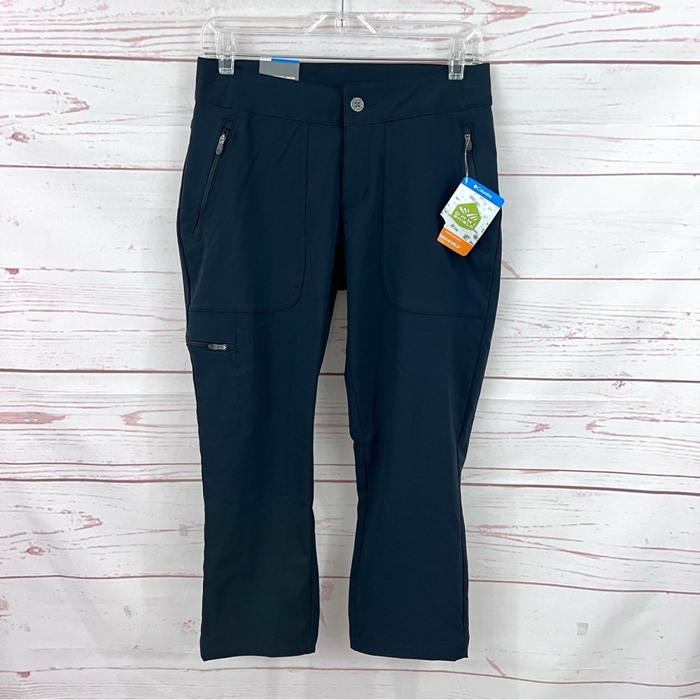 NWT Columbia Savanna Hill Capri Athletic Active Outdoor Hiking Crop Capri Pants